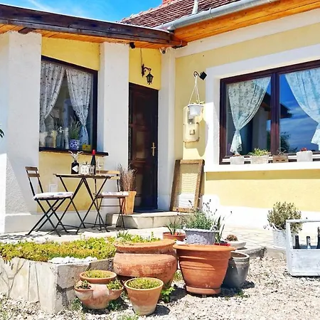 Lady Lavender House Apartment Balatonfured