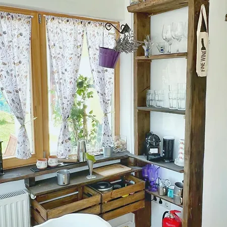 Lady Lavender House Apartment *