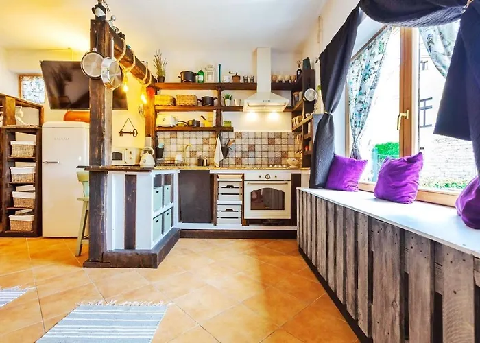 Lady Lavender House Apartment